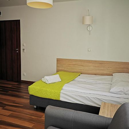 Villa Veell - Tylko 4 Minuty Od Pieknej Szerokiej Plazy Поберово Экстерьер фото
